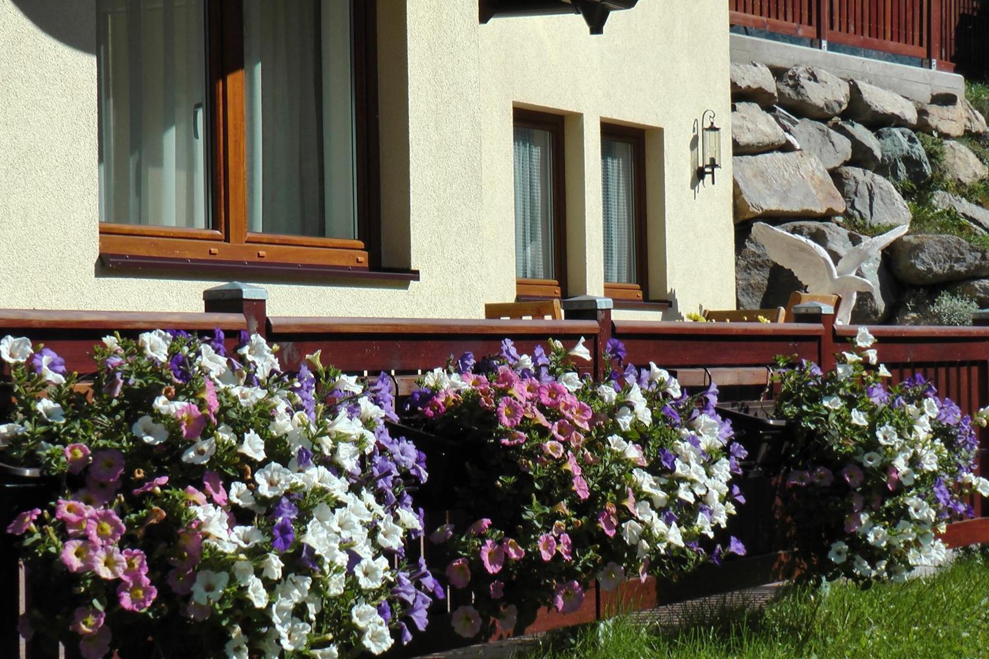 Adlerhof Apartment Sankt Leonhard im Pitztal Luaran gambar