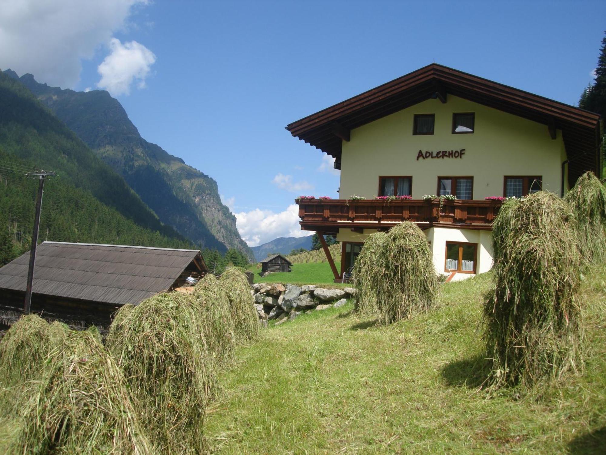 Adlerhof Apartment Sankt Leonhard im Pitztal Luaran gambar