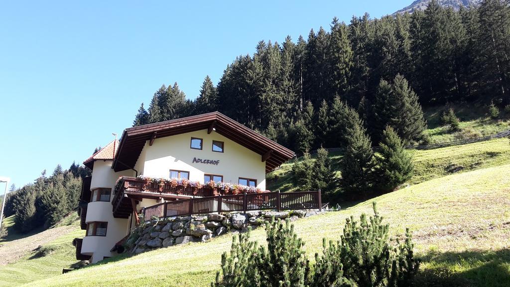 Adlerhof Apartment Sankt Leonhard im Pitztal Luaran gambar
