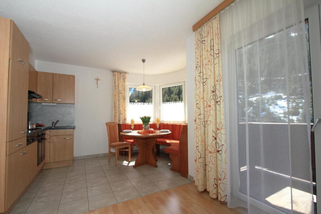 Adlerhof Apartment Sankt Leonhard im Pitztal Bilik gambar